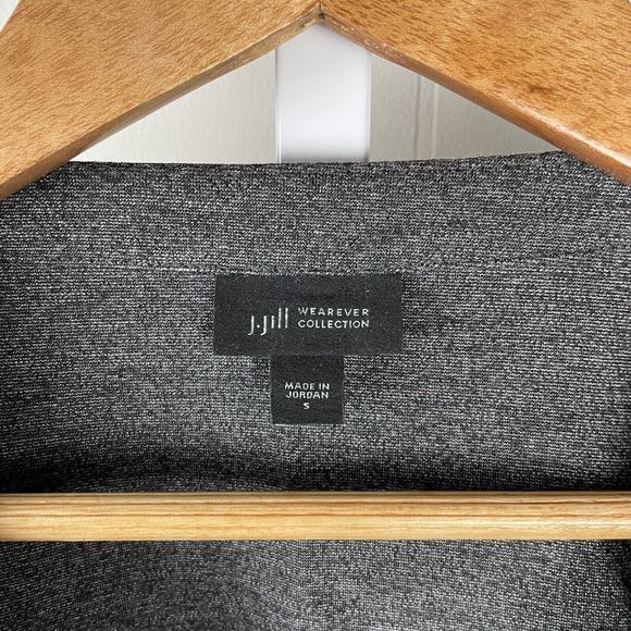 J. Jill Wearever Double Face Jersey Buttoned Hem Top Charcoal Gray Small - Picture 7 of 7